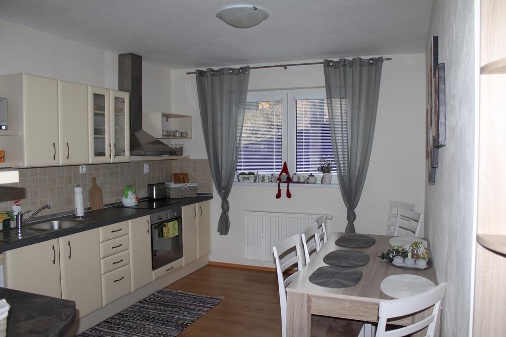 Pine Wood Apartment Vyšné Ružbachy Eksteriør billede