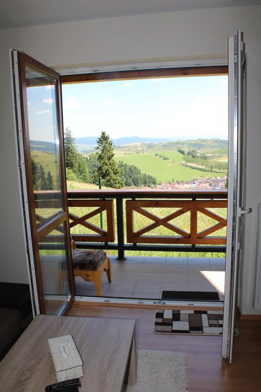 Pine Wood Apartment Vyšné Ružbachy Værelse billede
