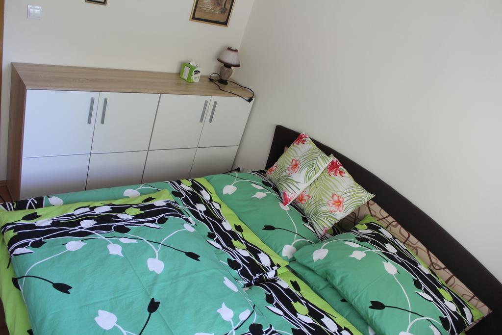 Pine Wood Apartment Vyšné Ružbachy Eksteriør billede